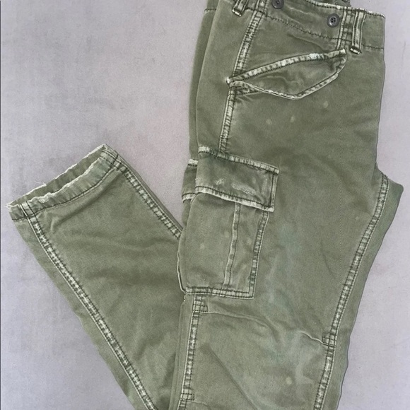 American Eagel Distressed Cargo Pants Size 0 - Picture 1 of 6